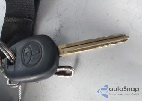 2012 Toyota Yaris Le z USA, uszkodzony, nr VIN JTDKTUD39CD525955